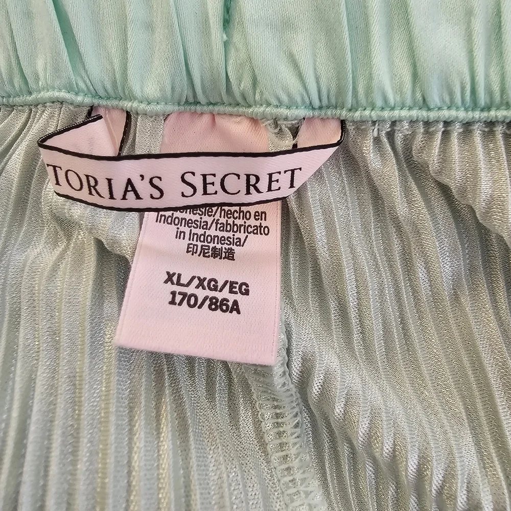 Victoria's Secret Mint Green Metallic Pleated Wide Leg Lounge Pants, Size XL